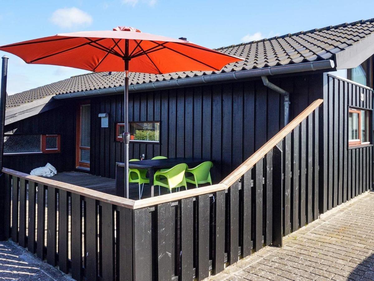 7 Person Holiday Home In Sj Lund Sjolund Eksteriør billede