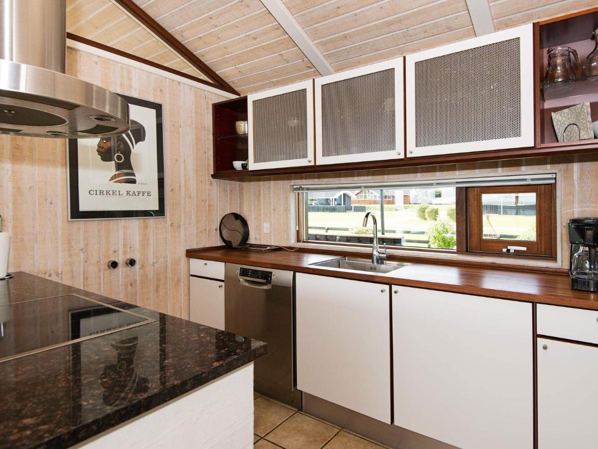 7 Person Holiday Home In Sj Lund Sjolund Eksteriør billede